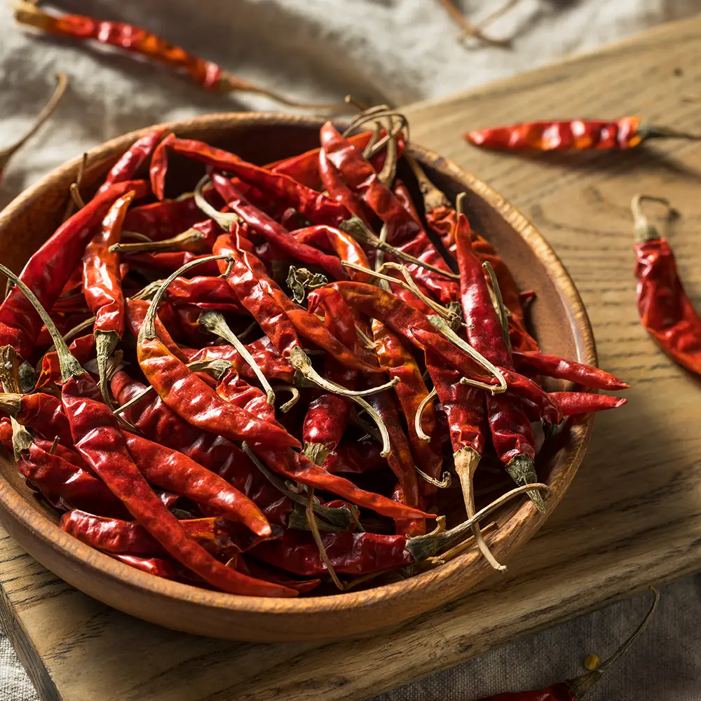 Dried Whole Chillies Tub - Image 2