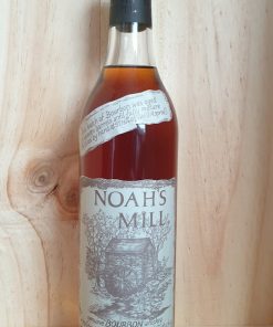 Alternative view of Noahs Mill Small Batch Kentucky Bourbon Whiskey 57.15%