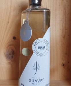 Alternative view of Suave Lunar Rested Tequila (Organic) 36.4%
